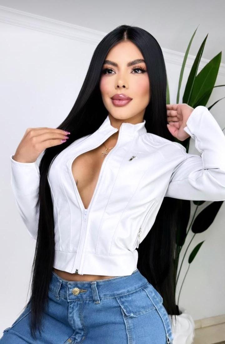 Chaqueta Sencilla en Cuerotex